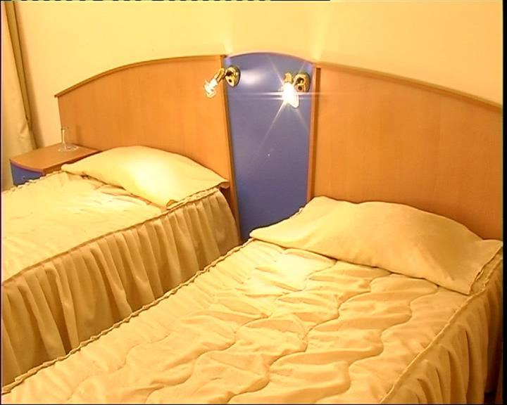 Elbrus Hotel Pazardžik Camera foto